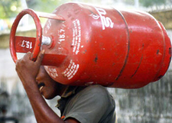 ಗ್ಯಾಸ್ ವಿತರಣೆ ನಿಯಮ ಜಾರಿ : 5 ಕಿ.ಮೀ ವರೆಗೆ ಫ್ರೀ ಸೇವೆ