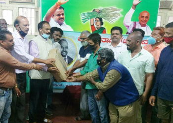 ಯವಪೀಳಿಗೆ ರಾಜಕಾರಣಿಗಳ ಆದರ್ಶ ಮೈಗೂಡಿಸಿಕೊಳ್ಳಬೇಕು