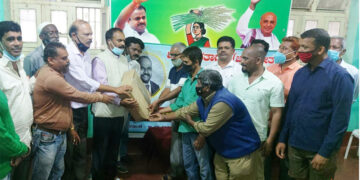 ಯವಪೀಳಿಗೆ ರಾಜಕಾರಣಿಗಳ ಆದರ್ಶ ಮೈಗೂಡಿಸಿಕೊಳ್ಳಬೇಕು