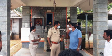 ಸೋಮೇಶ್ವರನ ದೇವಾಲಯದಲ್ಲಿ ಎರಡನೇ ಬಾರಿ ದರೋಡೆ: ದೇವರ ಗಂಟೆಗೂ ಕಳ್ಳರ ನಂಟು