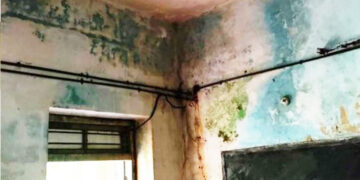 ಸರ್ಕಾರಿ ಪದವಿಪೂರ್ವ ಕಾಲೇಜು ಕುಸಿಯುವ ದುಸ್ಥಿತಿಯಲ್ಲಿ: ದಿವ್ಯ ನಿರ್ಲಕ್ಷ