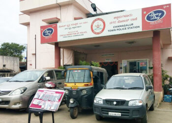 ಹನಿಟ್ರ್ಯಾಪ್ ಹಗರಣ: 20 ಲಕ್ಷ ಬೇಡಿಕೆ ಇಟ್ಡಿದ್ದ 13 ಮಂದಿ ಅರೆಸ್ಟ್