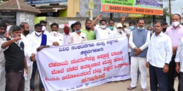 ದೆಹಲಿ ಅತ್ಯಾಚಾರಿಗೆ ಗಲ್ಲುಶಿಕ್ಷೆಗೆ ಒತ್ತಾಯ: ವಿವಿಧ ಪಕ್ಷ ಸಂಘಟನೆಯ ಬೇಡಿಕೆ