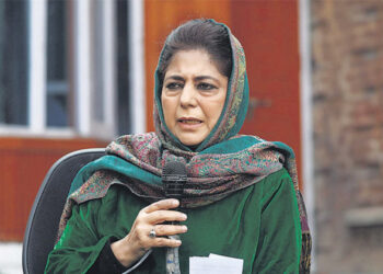 ಜಮ್ಮು ಕಾಶ್ಮೀರದದಲ್ಲಿದ್ದ ವಿಶೇಷ ಸ್ಥಾನಮಾನ ಮರಳಿಸಿ: ಮೆಹಬೂಬ ಮುಫ್ತಿ