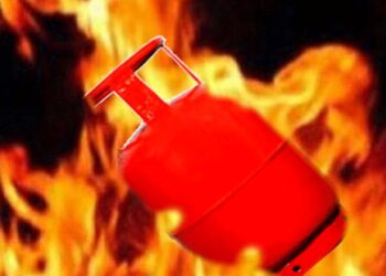 ಸಿಲಿಂಡರ್ ಸ್ಫೋಟ: ಮನೆ ಉರಿದು ಬೂದಿ