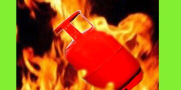 ಸಿಲಿಂಡರ್ ಸ್ಫೋಟ: ಮನೆ ಉರಿದು ಬೂದಿ