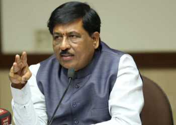 ಗೋಮಾತೆ ಪೂಜೆ ನೆರವೇರಿಸಿ ಹುಟ್ಟುಹಬ್ಬ ಆಚರಿಸಿದ ನಿರಾಣಿ