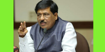 ಗೋಮಾತೆ ಪೂಜೆ ನೆರವೇರಿಸಿ ಹುಟ್ಟುಹಬ್ಬ ಆಚರಿಸಿದ ನಿರಾಣಿ