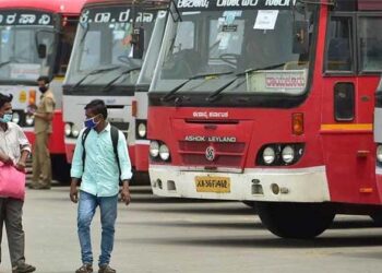 ಸಾರಿಗೆ ಸಚಿವ ರಾಮುಲು ಪ್ರತಿನಿಧಿಸುವ ಗ್ರಾಮವೊಂದರಲ್ಲಿ ಬಸ್ ಬರಲ್ಲ