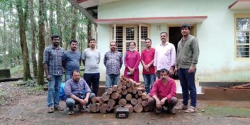 ರಕ್ತಚಂದನ ಮರಗಳ್ಳರು ಮಾಲ್ ಸಮೇತ ಪೊಲೀಸರ ವಶ