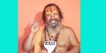 ದೇಶವನ್ನು ಹಿಂದೂ ರಾಷ್ಟ್ರ ಎಂದು ಘೋಷಿಸದಿದ್ದರೆ ಜಲಸಮಾಧಿಯ ಬೆದರಿಕೆ ಒಡ್ಡಿದ ಪರಮಹಂಸ ಆಚಾರ್ಯ