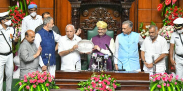 ಮಾಜಿ ಮುಖ್ಯಮಂತ್ರಿ ಬಿ.ಎಸ್. ಯಡಿಯೂರಪ್ಪಗೆ ಅತ್ಯುತ್ತಮ ಶಾಸಕ ಪ್ರಶಸ್ತಿ