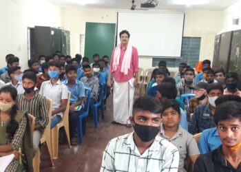 ಸಿಂಪಲ್ ಗುರು ವೈಎಸ್ ವಿ ದತ್ತಣ್ಣನ ಪಾಠಕ್ಕೆ ವಿದ್ಯಾರ್ಥಿಗಳು ಫಿದಾ