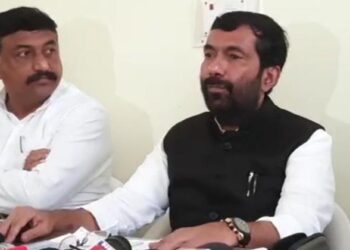 ಕೇಂದ್ರ-ರಾಜ್ಯ ಸರ್ಕಾರದ ವಿರುದ್ಧ ಹರಿಹಾಯ್ದ ಸಲೀಂ ಅಹ್ಮದ್