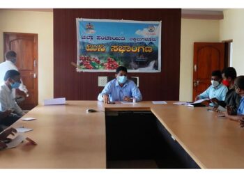 ಗ್ರಾಮಗಳನ್ನು ನೈರ್ಮಲ್ಯವಾಗಿಸುವ ನಿಟ್ಟಿನಲ್ಲಿ ಕಸ ಸಂಗ್ರಹಿಸುವಂತೆ ಸೂಚನೆ