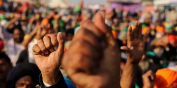 ಕಾಣದ ಪರಿಹಾರ: ನಿಲ್ಲದ ಸಂತ್ರಸ್ತರ ಪ್ರತಿಭಟನೆ