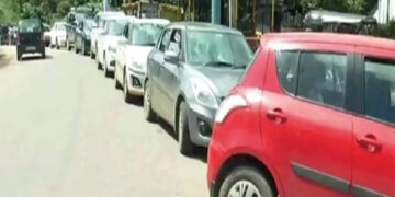 ಕಾಫಿನಾಡಿಗೆ ಪ್ರವಾಸಿಗರ ಆಗಮನ