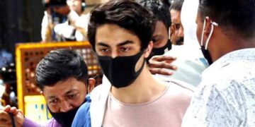 ಆರ್ಯನ್ ಖಾನ್‌ಗೆ ಜಾಮೀನು ಸಿಕ್ಕ ತಕ್ಷಣ ಶಾರೂಖ್ ಅತ್ತುಬಿಟ್ಟಿದ್ದರು