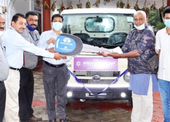 Ambulance offered to Goshala from Karnataka Bank CSR Fund