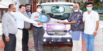 Ambulance offered to Goshala from Karnataka Bank CSR Fund