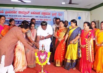 Devanampriya Incentive Cheque Distribution Programme