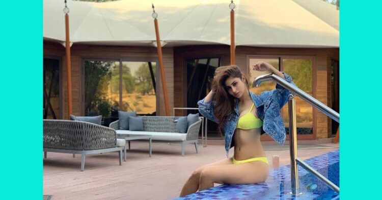 Mouni Roy