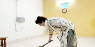 ಪೊಲೀಸ್ ಮತ್ತು ಪ್ರಿಯಾಂಕಾ ನಡುವಿನ ಮಾತಿನ ಚಕಮಕಿ ಹರಿಯಬಿಟ್ಟ ಕಾಂಗ್ರೆಸ್