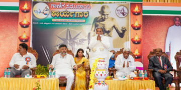 ಶಿಕ್ಷಣದಿಂದ ಮಾತ್ರ ಬದಲಾವಣೆ ಸಾಧ್ಯ