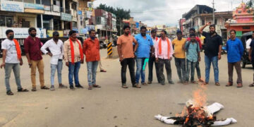 ಕಾಶ್ಮೀರದಲ್ಲಿ ಹಿಂದೂಗಳ ಹತ್ಯೆ ಖಂಡಿಸಿ ಭಜರಂಗದಳದಿಂದ ಪ್ರತಿಭಟನೆ