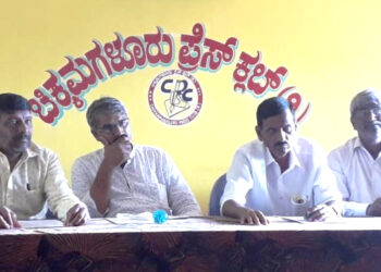 Karagada Drinking Water Struggle Committee Leaders Who Went Ahead With The Installation As A Monument To Irrigation