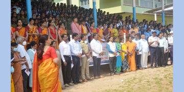 Kannada Song Singing: ಕಾಫಿನಾಡಿನಲ್ಲಿ ಭುವನೇಶ್ವರಿಗೆ ಸ್ವರಾಭಿಷೇಕ