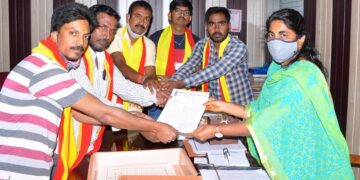 Kuvempu Puthali: ಕುವೆಂಪು ಪುತ್ಥಳಿ ನಿರ್ಮಾಣಕ್ಕೆ ಜಿಲ್ಲಾ ಕರವೇ ಮನವಿ