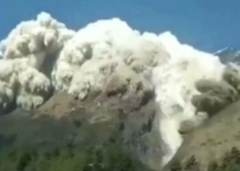 ನೇಪಾಳದಲ್ಲಿ ತೀವ್ರ ಹಿಮಕುಸಿತದ ಭಯಾನಕ ದೃಶ್ಯ ವೈರಲ್