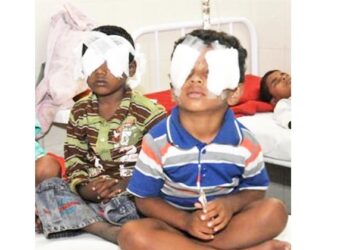 Fireworks damage children’s eyesಪಟಾಕಿ ಅವಾಂತರ: ಬೆಂಗಳೂರಿನಲ್ಲಿ ಎಂಟು ಮಕ್ಕಳ ಕಣ್ಣಿಗೆ ಹಾನಿ