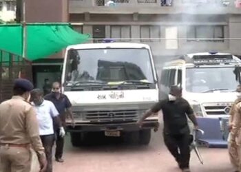 A fire broke out in the intensive care unit (ICU) of a government hospital in Ahmadnagar, Maharashtra on Saturday