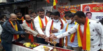 Kannada language :  ಅನ್ಯಭಾಷೆಗಳ ವ್ಯಾಮೋಹದಿಂದ ಕನ್ನಡ ಮೂಲೆಗುಂಪು