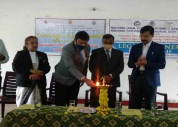 Respect for women:   ಸಮಾಜದಲ್ಲಿ ಮಹಿಳೆಯರನ್ನು ಸಮಾನ ಗೌರವದಿಂದ ಕಾಣಬೇಕು