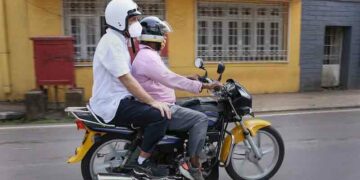 Rahul-Gandhi-Bike-Taxi