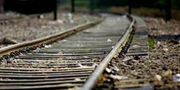 ಜಾರ್ಖಂಡ್‌ ನಲ್ಲಿ ಬಾಂಬ್‌ ಸ್ಫೋಟ: ಹಳಿ ತಪ್ಪಿದ ಇಂಜಿನ್‌