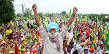 ಪಟ್ಟು ಸಡಿಲಿಸಿದ ರೈತ ನಾಯಕರು; ಲಿಖಿತ ಭರವಸೆ ನೀಡಿದರೆ ಪ್ರತಿಭಟನೆ ವಾಪಸ್