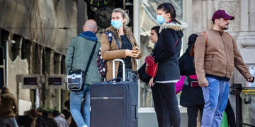 ಫ್ರಾನ್ಸ್‌ ನಲ್ಲಿ ಕೊರೋನಾರ್ಭಟ: ಒಂದೇ ದಿನ 1 ಲಕ್ಷ ಕೋವಿಡ್ ಸೋಂಕಿತರು ಪತ್ತೆ