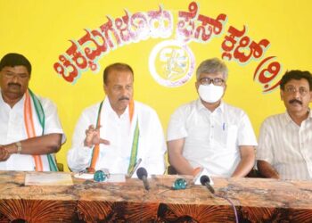 ಬಿಜೆಪಿ ನಾಯಕರು ಮೂದಲಿಕೆ ಹೇಳಿಕೆ ಬಿಟ್ಟು ಅಭಿವೃದ್ಧಿ ಬಗ್ಗೆ ವಿಮರ್ಶಿಸಿಕೊಳ್ಳಲಿ