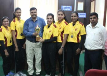 ರಾಷ್ಟ್ರಮಟ್ಟದ ಸ್ಪರ್ಧೆಯಲ್ಲಿ ಬೆಳ್ಳಿ ಪದಕ: ಮಹಿಳಾ ಕ್ರೀಡಾಪಟುಗಳಿಗೆ ಅಭಿನಂದನೆ