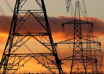 Huge rise in electricity prices: ರಾಜ್ಯದ ಜನತೆಗೆ ಕಾದಿದೆ ‘ಕರೆಂಟ್’ ಶಾಕ್; ಬೇಸಿಗೆಯ ಮುನ್ನವೇ ಏರಿಕೆಯಾಗಲಿದೆಯಂತೆ ವಿದ್ಯುತ್ ಬೆಲೆ