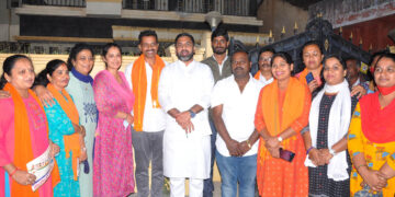 Vote: ಅಭಿವೃದ್ಧಿಗಾಗಿ ಕಮಲದ ಗುರುತಿಗೆ ಮತ ನೀಡಿ