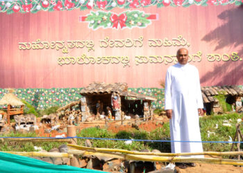 Christmas: ಕ್ರಿಸ್‌ಮಸ್ ಆಚರಣೆ, ವಿದ್ಯುತ್ ಅಲಂಕಾರದಿಂದ ಸಿಂಗಾರಗೊಂಡ ಸಂತ ಜೋಸೆಫರ ಪ್ರಧಾನ ಚರ್ಚ್