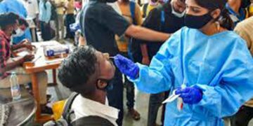 ದೇಶದಲ್ಲಿ 213 ಓಮಿಕ್ರಾನ್‌ ಪ್ರಕರಣ ಪತ್ತೆ: ನಾಳೆ ಪ್ರಧಾನಿಯಿಂದ ಪರಿಶೀಲನಾ ಸಭೆ ಸಾಧ್ಯತೆ