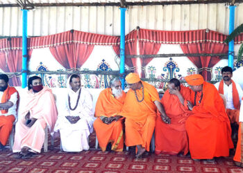 ಸರ್ಕಾರ ಇದೇ ಅಧಿವೇಶನದಲ್ಲೇ ಮತಾಂತರ ನಿಷೇಧ ಕಾಯಿದೆ ಜಾರಿಗೆ ತರಬೇಕು