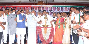 Congress committed politics: ಕಾಂಗ್ರೆಸ್ ಬದ್ಧರಾಜಕಾರಣ ಮಾಡಿದರೆ ಬಿಜೆಪಿ ಸಂವಿಧಾನ ವಿರೋಧಿ ರಾಜಕಾರಣಮಾಡುತ್ತದೆ