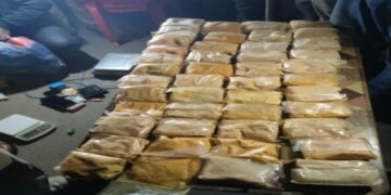 ಪಾಕ್​ನಿಂದ ಹೆರಾಯಿನ್​ ತರುತ್ತಿದ್ದ ದೋಣಿ ವಶ: ಆರು ಮಂದಿ ಬಂಧನ